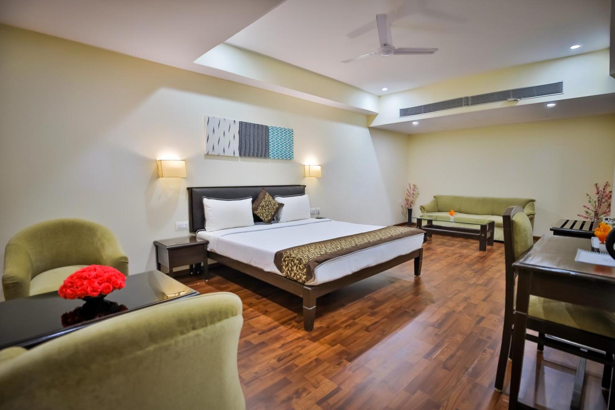 Jyoti Plaza Hotel มัดกอน ภายนอก รูปภาพ